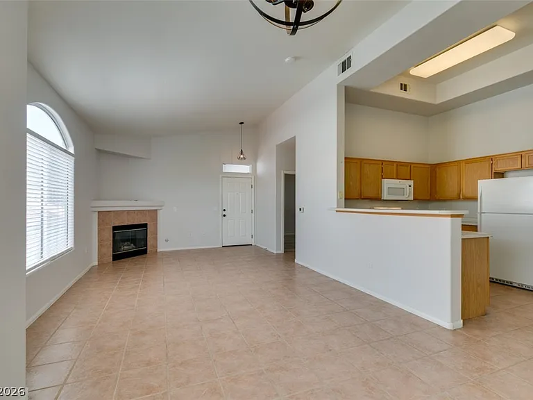 700 Carnegie St #421 — Photo 20