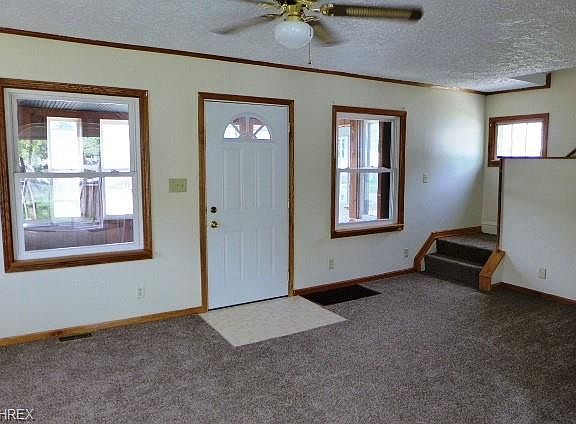 5th image of 139 E Tibbitts St