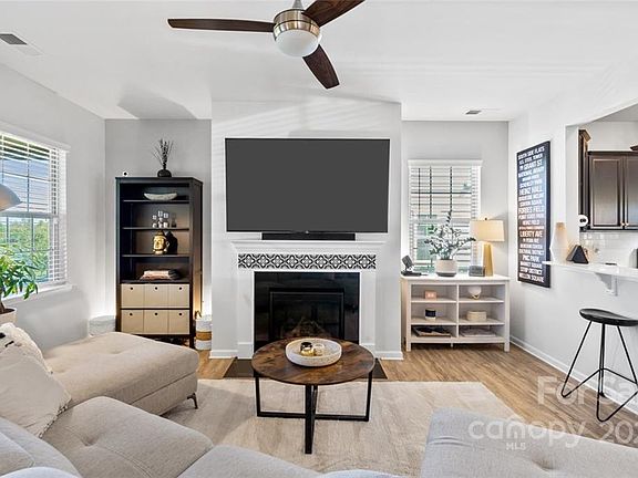 3rd image of 11234 Wrigley Mansion Dr #339
