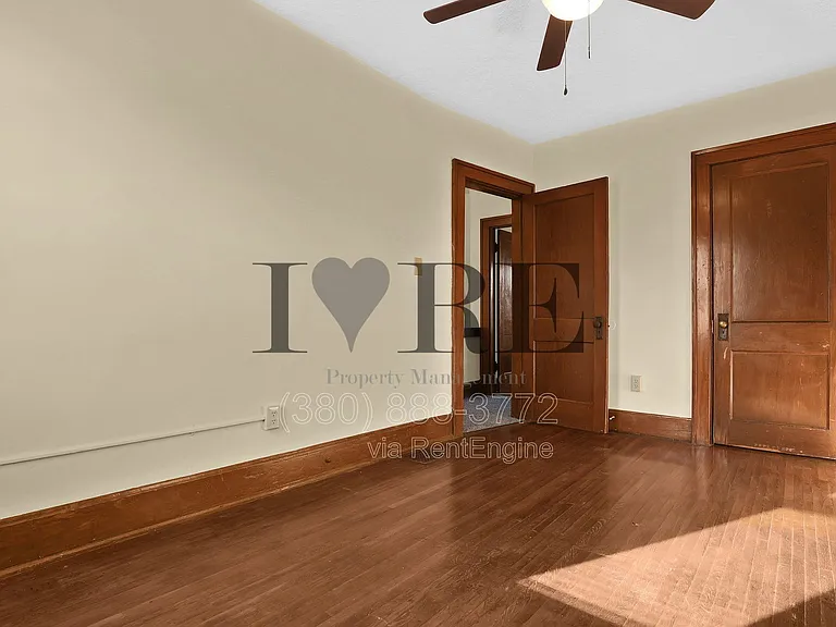 1257 E Livingston Ave — Photo 19