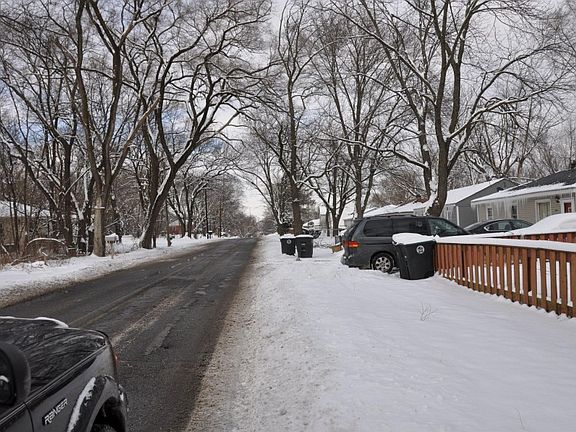 3rd image of 4073 Missouri St