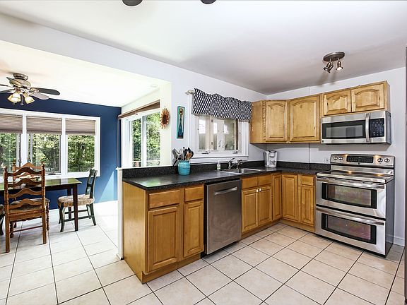 11 forest ave,cortlandt,ny  (0010of 30).jpg
