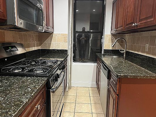 2nd image of 615 W 176th St #5H