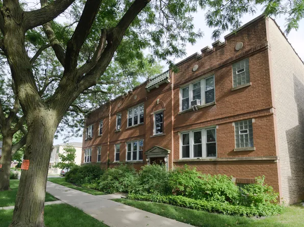 3705 W Eddy St #2, Chicago, IL 60618