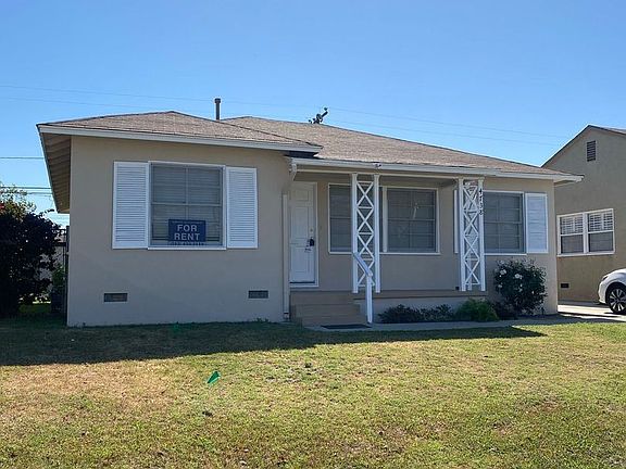 3rd image of 4738 Carfax Ave
