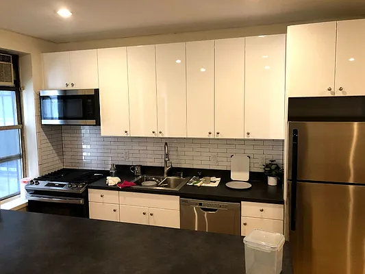 Rented by Level Group | media 6