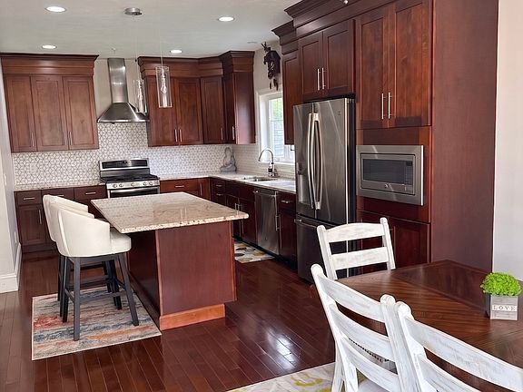 4th image of 143 Brookview Rd #143