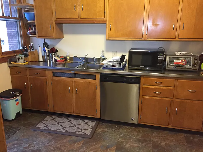 817 E End Ave #2 — Photo 5