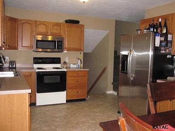 5th image of 3385 Skyview Dr
