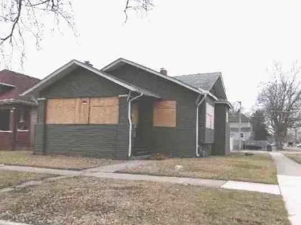 1600 S 7th Ave, Maywood, IL 60153