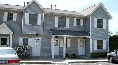 2nd image of 254 Hubert Humphrey Dr