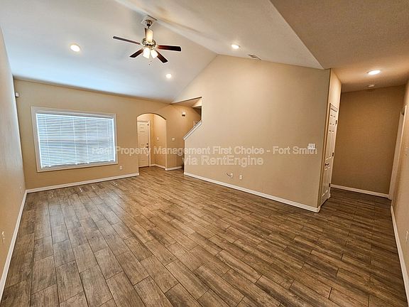 3rd image of 9909 Landry Dr