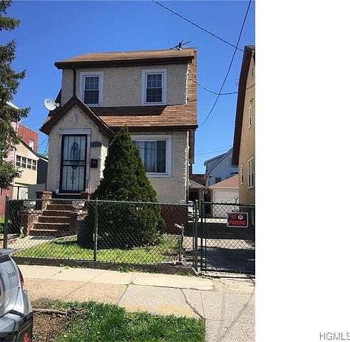1st image of 3040 Young Ave