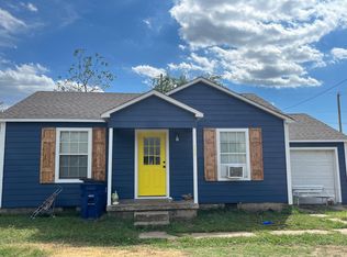 102 E Cedar Ave, Duncan, OK 73533