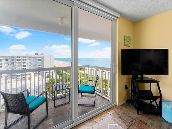 4th image of 401 Ocean Dr APT 1119