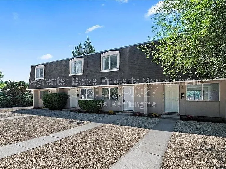 4813 W Targee St — Photo 2