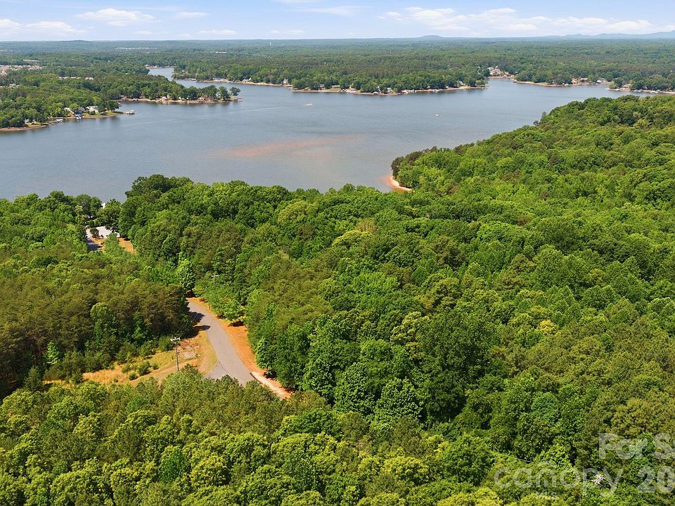 1st image of 0 Island Point Rd