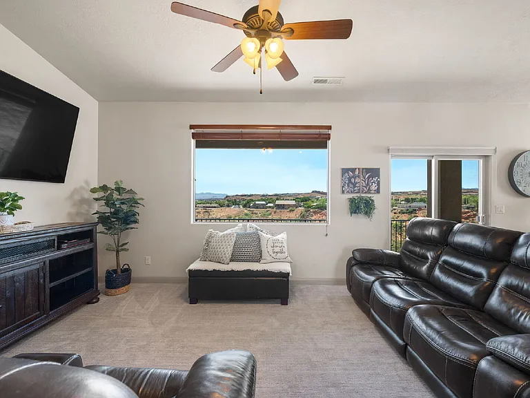 481 W Omni Ln — Photo 6
