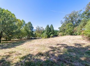 1772 Hickory Knoll Rd, Franklin, NC 28734