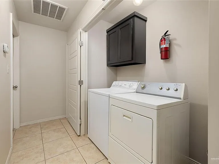 2208 Taxco Ct #4 — Photo 9
