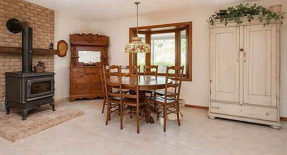 5th image of 3076 Conestoga Rd