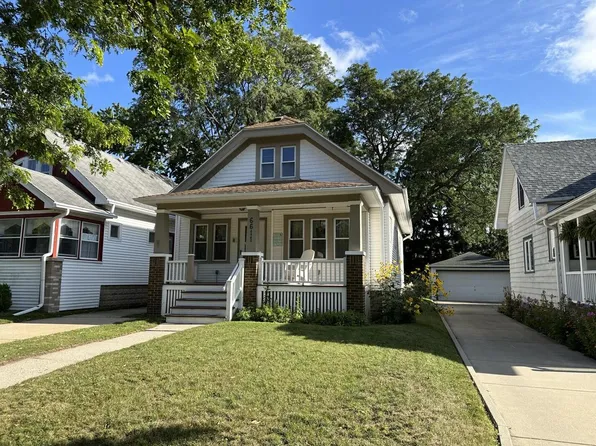 6611 Powell PLACE, Wauwatosa, WI 53213