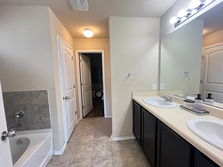 8919 Bowen Br — Photo 6