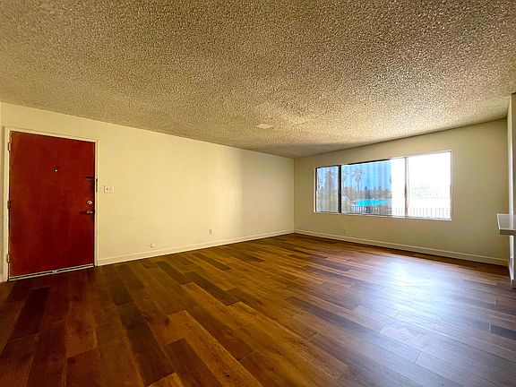 3rd image of 6605 Fishburn Ave #5