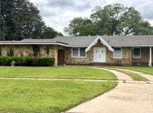 1221 Anne Ave, Eunice, LA 70535