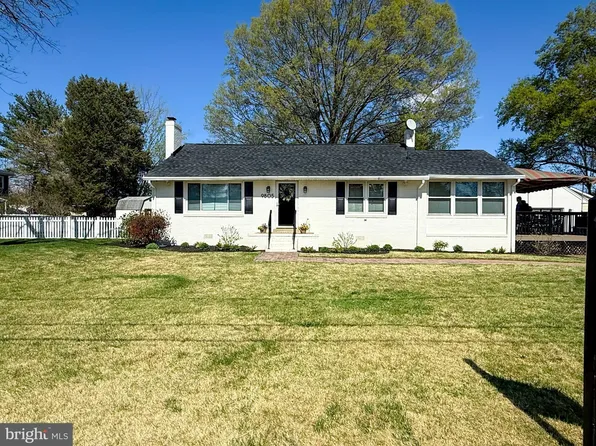 9805 Hutchison Ln, Manassas, VA 20110