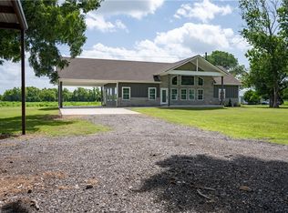 5567 Fm 50, Hearne, TX 77859