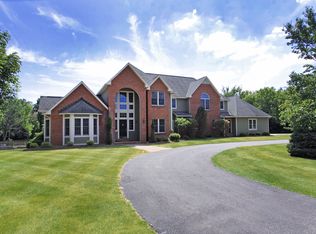 6961 Saint Andrews Cir, Fayetteville, NY 13066