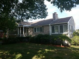 729 Newton St, Brookline, MA 02467
