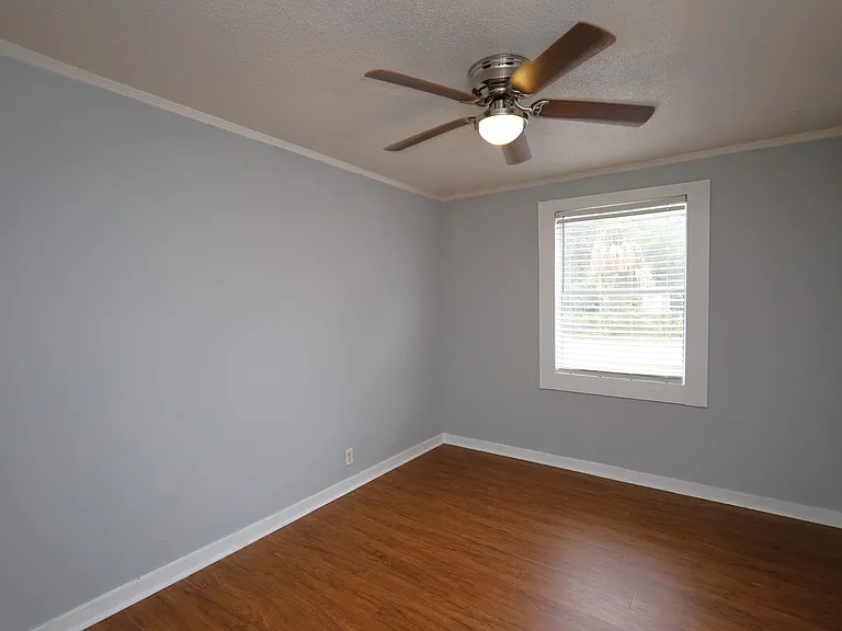 808 Lilly St #B — Photo 6