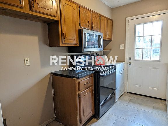 5th image of 7023 Amberly Way Dr