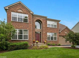 2947 Kelly Dr, Elgin, IL 60124