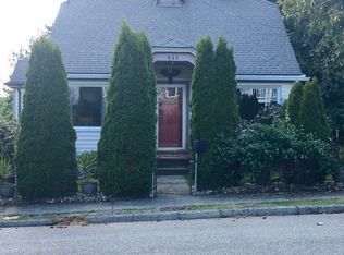 911 Perry Ave, Bremerton, WA 98310