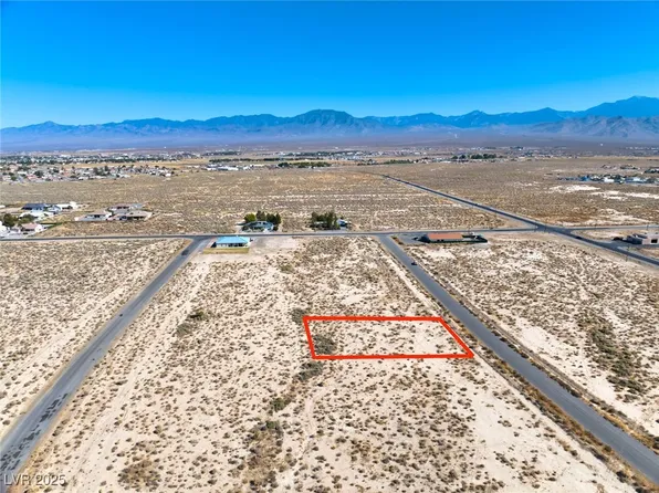 2720 S Mariposa Ave, Pahrump, NV 89048