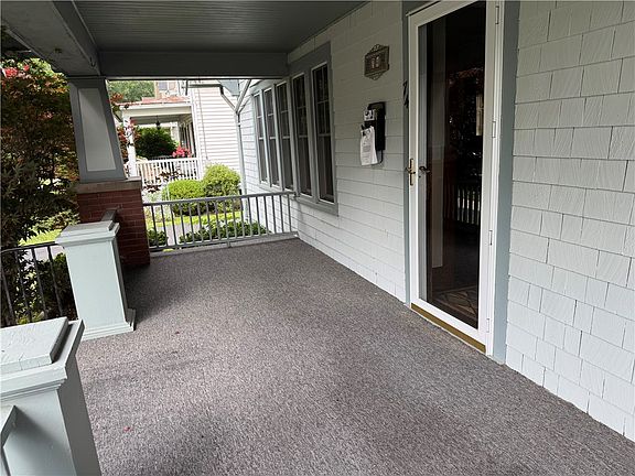 4th image of 74 Earley St