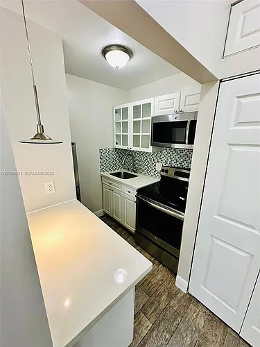 119 Menores Ave #5 Photo 1