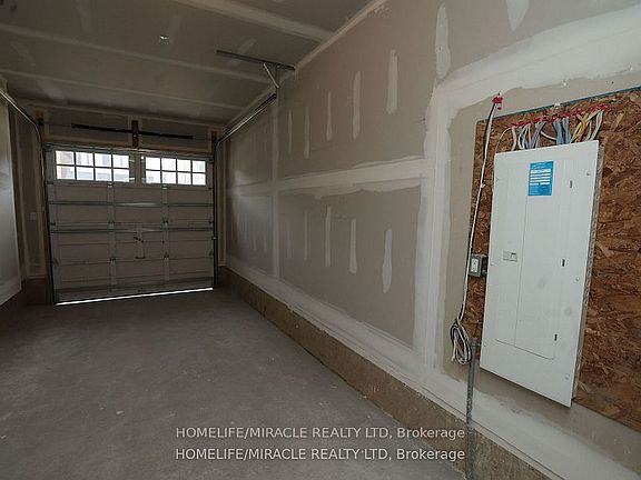 2nd image of 11 Calabria Dr