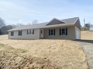 107 Fluman Ln, Williamsport, PA 17701