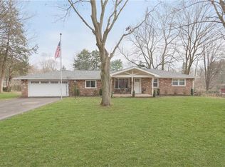 10207 Holaday Dr W, Carmel, IN 46032