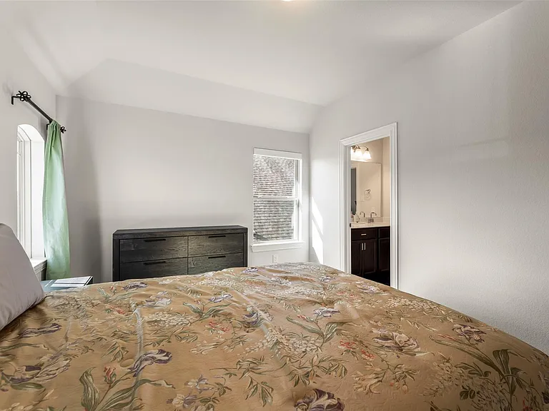 922 Shumard St — Photo 26