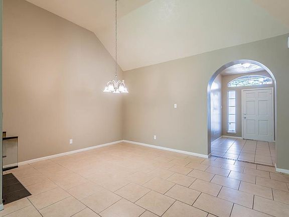 4th image of 17615 Glenwolf Dr