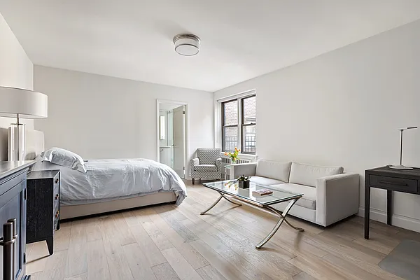 Rented by Keller Williams NYC | media 7