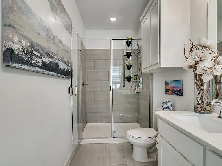 2724 Splendor Dr — Photo 18