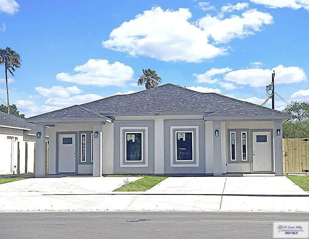 3 bed, 2.0 bath, 1050 sqft, $1,450 — Photo 1