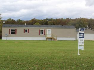 4223 Nickleplate Rd, Ionia, MI 48846