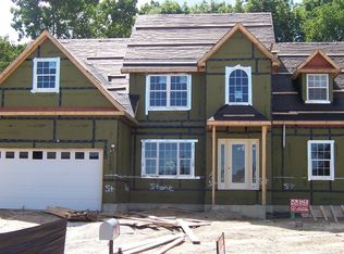 246 Eagle Ridge Dr, Valparaiso, IN 46385